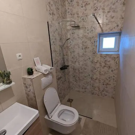 Апартаменты Two Bedrooms 50m From The