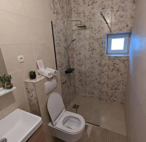 Appartement Two Bedrooms 50m From The